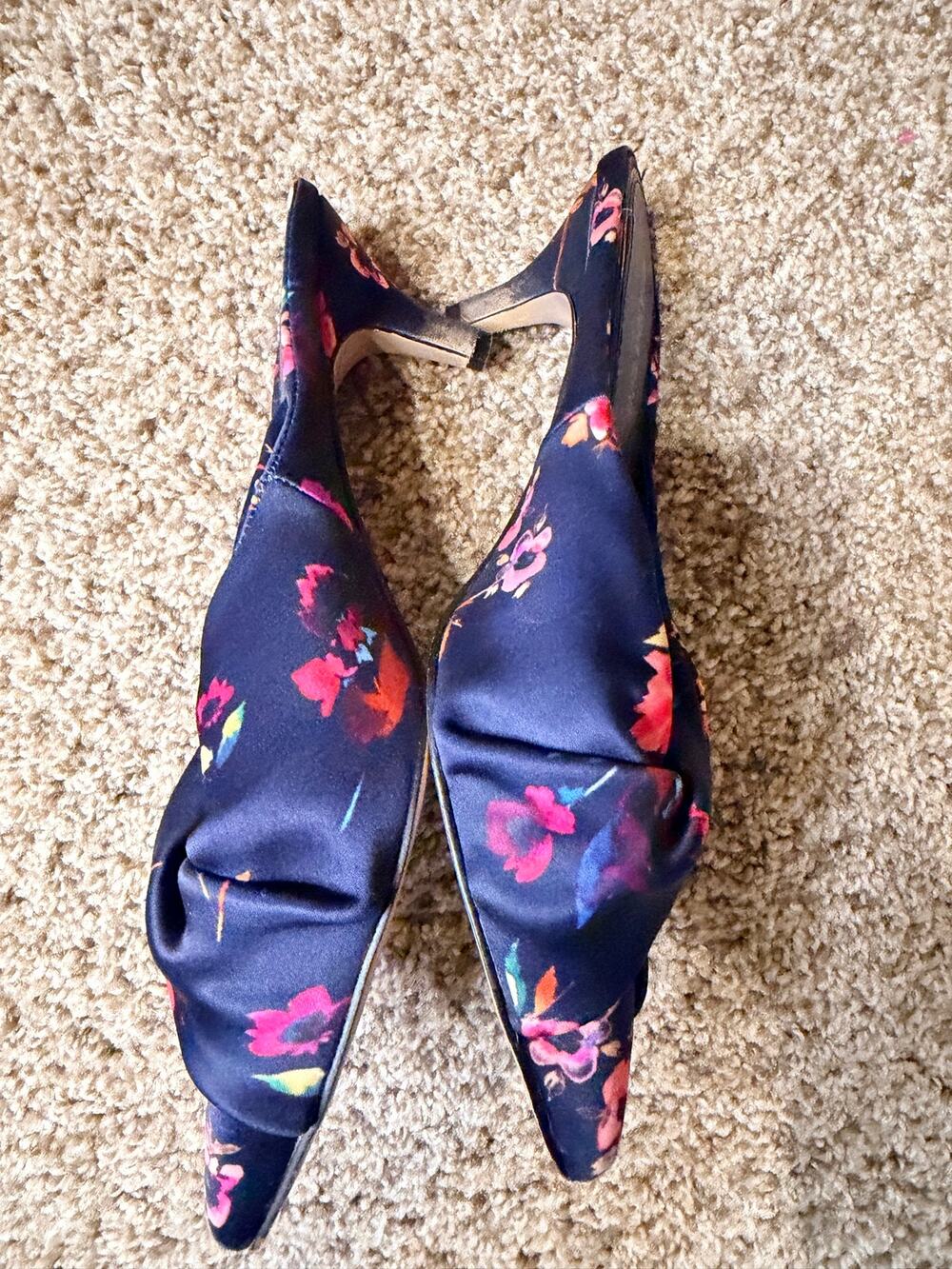 Gianni Bini blue floral mules, leather sole 7.5 793